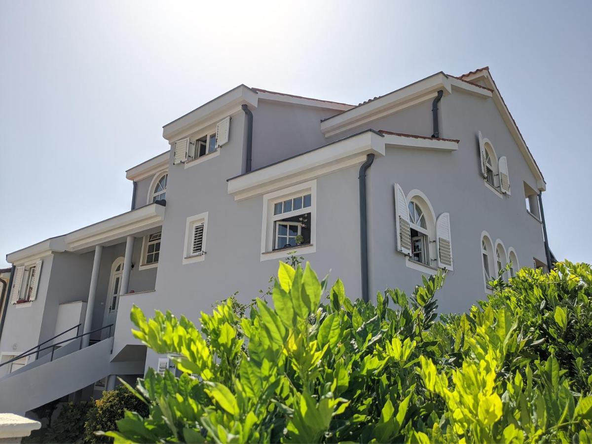 Villa Triton 빈쿠란 외부 사진